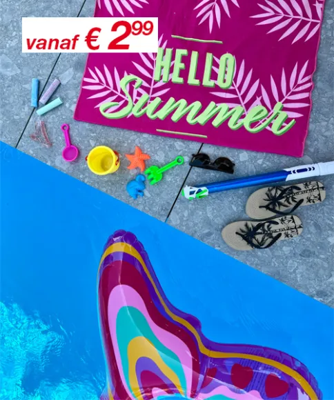 Kleurrijke zomerartikelen op een mat bij het zwembad: speelgoed, sandalen, zonnebrillen en een opvallende “Hello Summer”-boodschap.