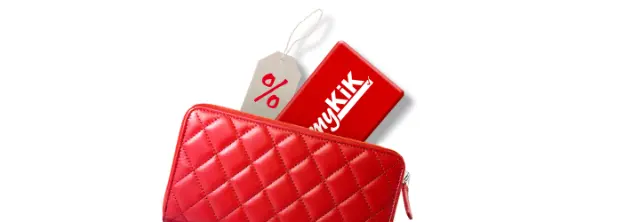 Een rode portemonnee met de myKiK-voordeelkaart die eruit steekt.